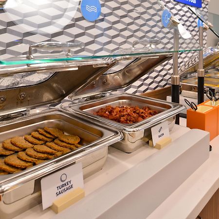 Holiday Inn Express Hotel & Suites Defiance By Ihg Dış mekan fotoğraf